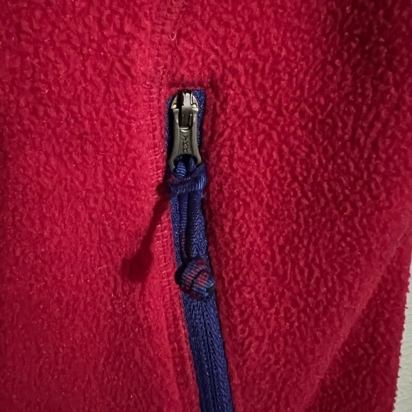 L.L. BEAN Classic Full Zip Outdoor Fleece Vest with Pockets Red Blue Boy's Sz 4 - Picture 3 of 6